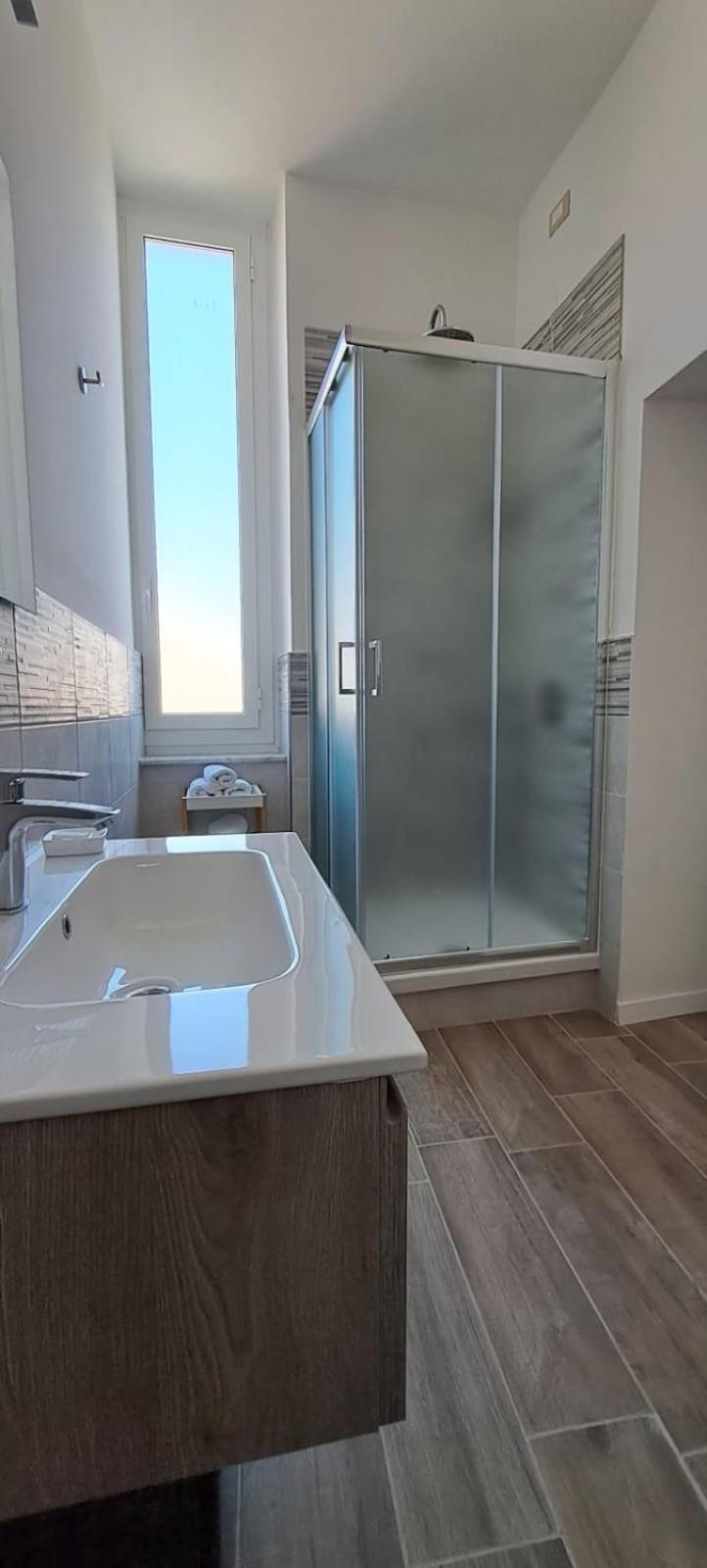Il Porto Hotell Genua Rum bild