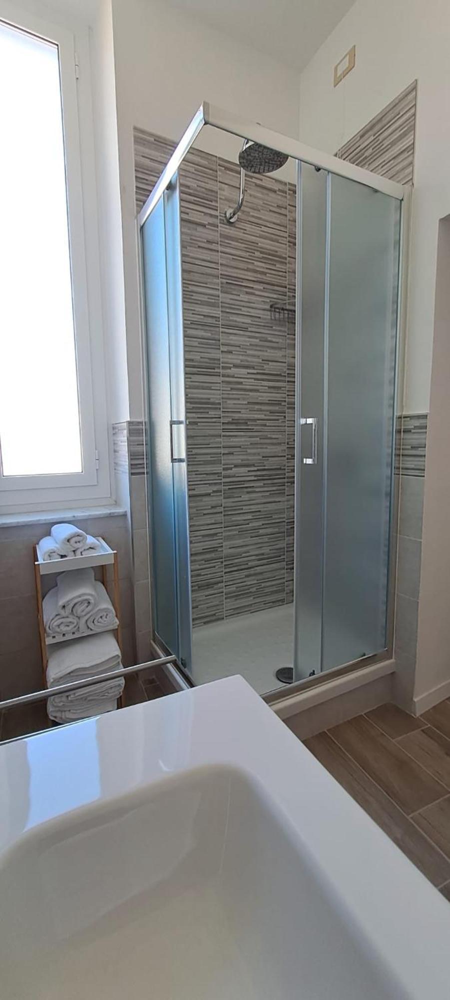 Il Porto Hotell Genua Rum bild