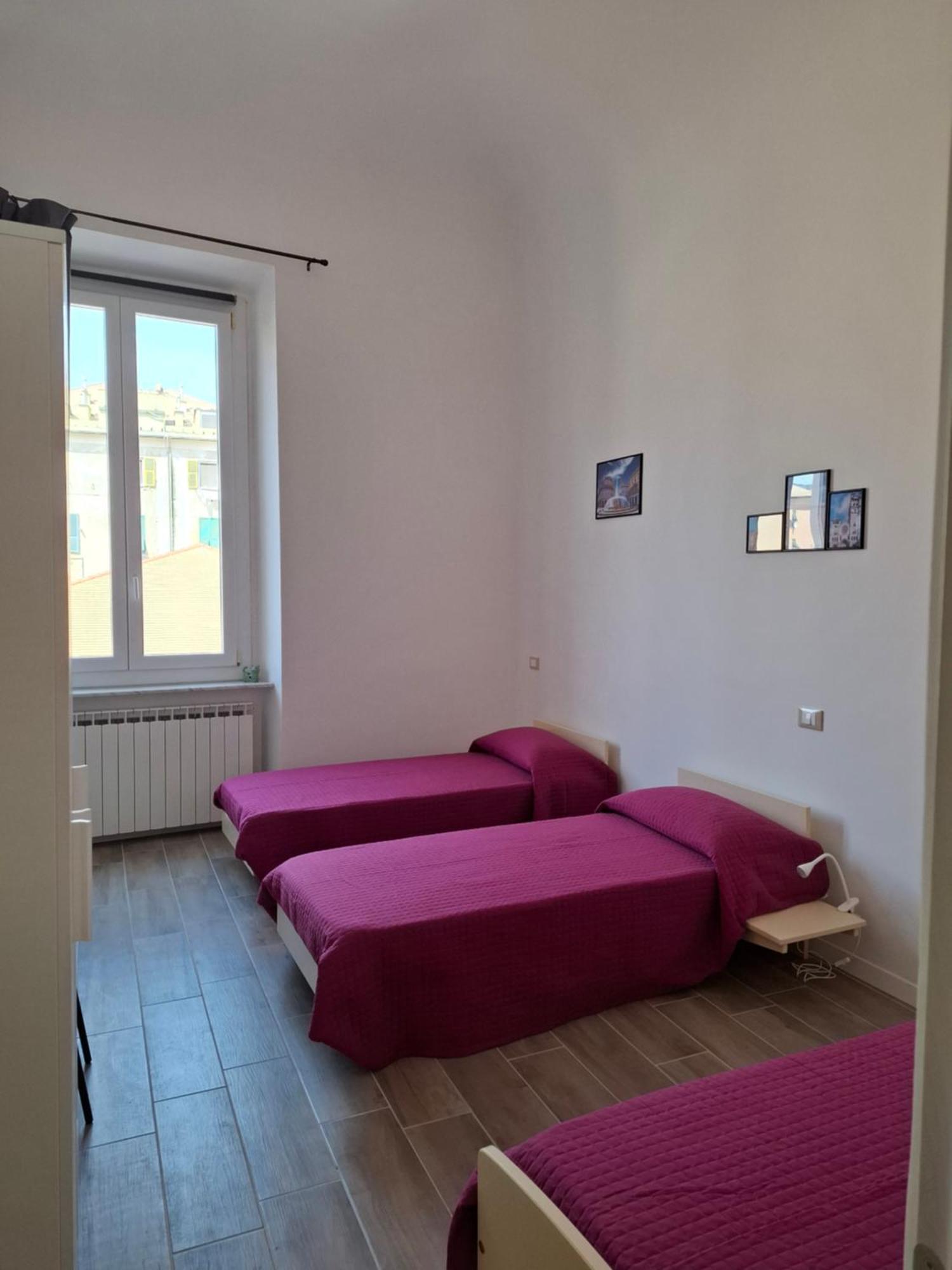 Il Porto Hotell Genua Exteriör bild