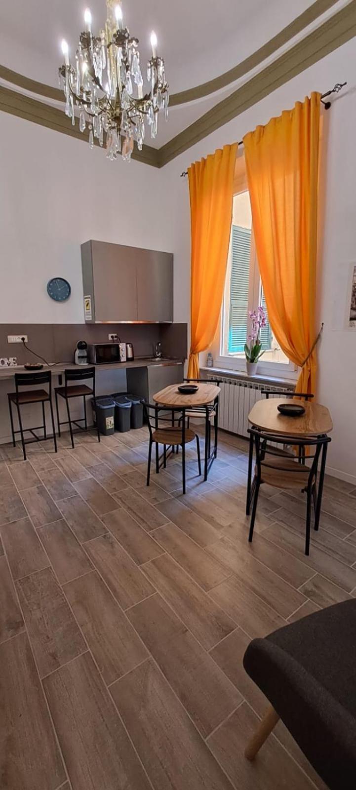 Il Porto Hotell Genua Exteriör bild