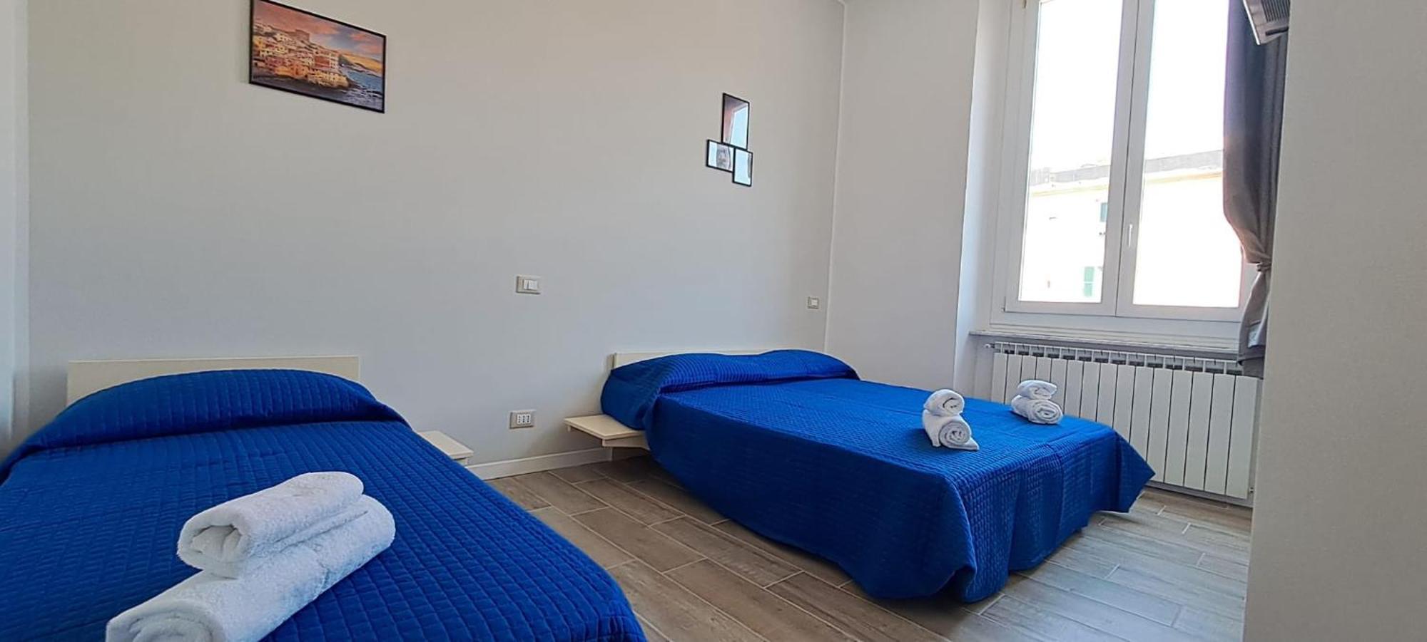 Il Porto Hotell Genua Exteriör bild