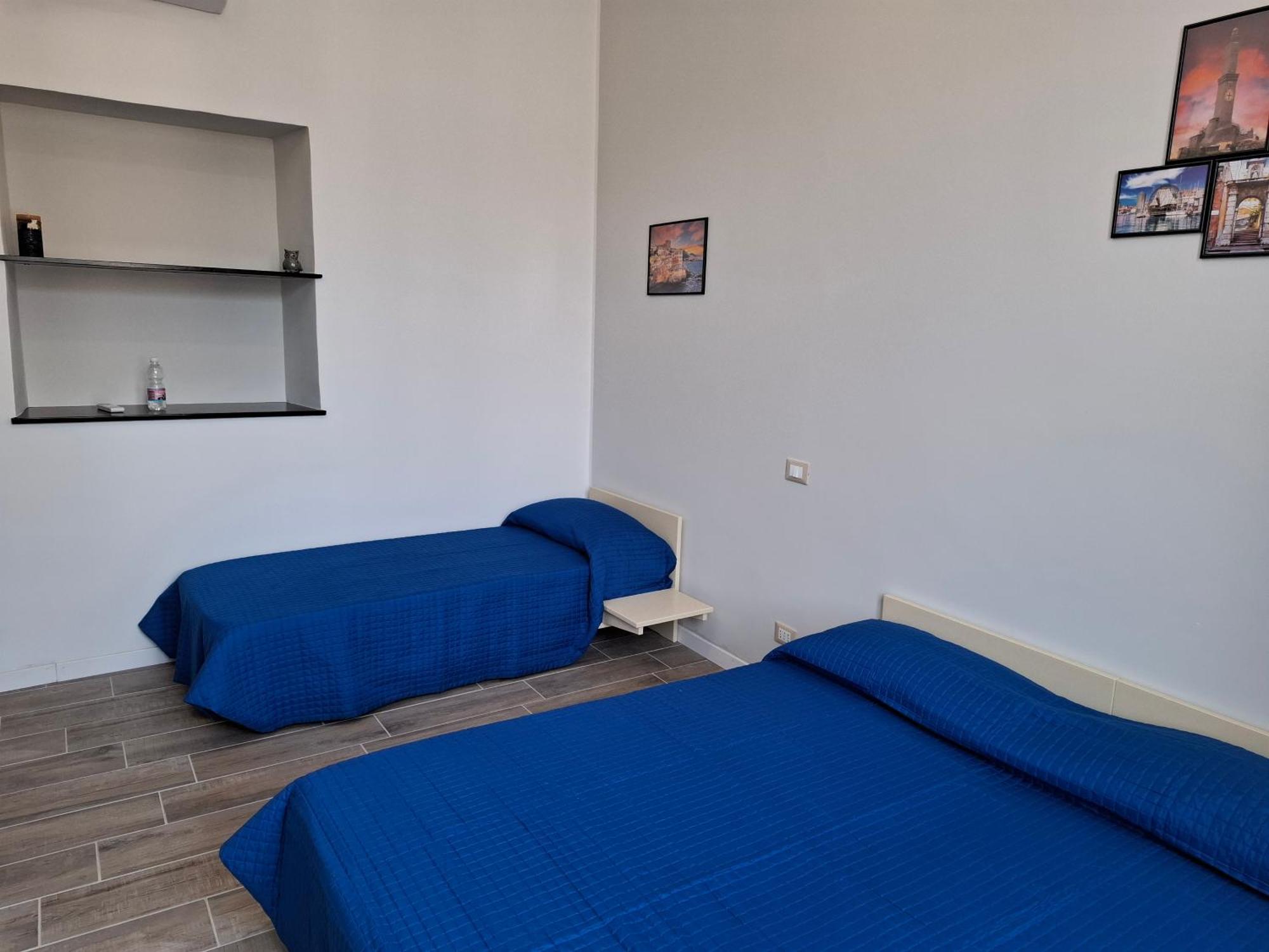 Il Porto Hotell Genua Exteriör bild